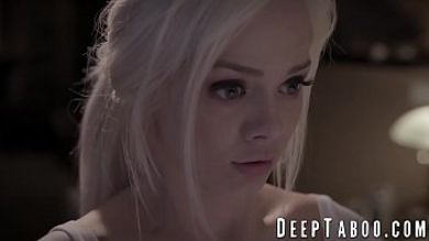 Папа и мачеха избавили дочку от ночных кошмаров, устроив с ней групповуху