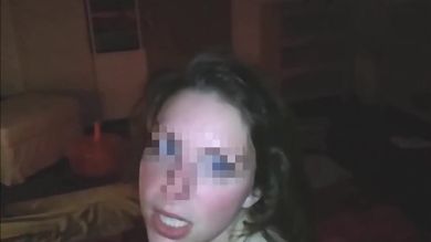 Ебля пьяной женщины с большими дойками на камеру со своим любовником